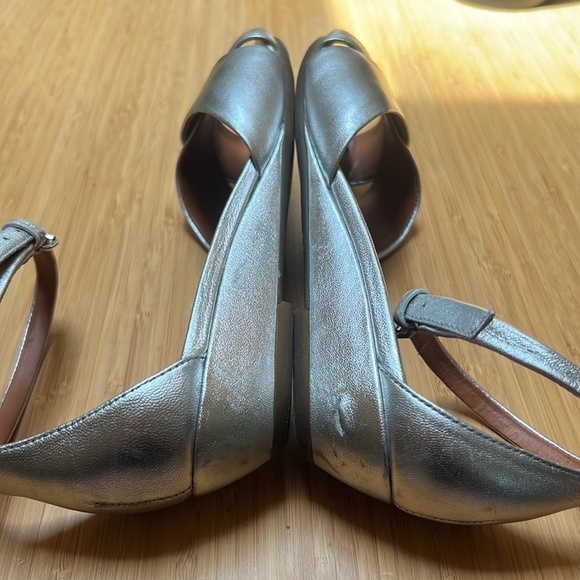 Marc by Marc Jacobs Metallic Silver wedge - Picture 4 of 5